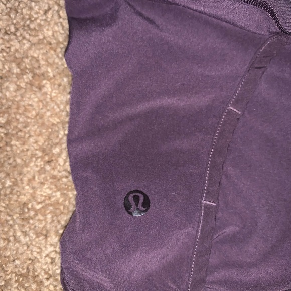 Purple Lululemon speed up mid rise short - Picture 4 of 4
